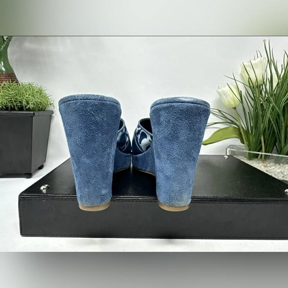 Coach Denim Designer Blue Wedge Sandals Women’s US Size 9M (0619109) - Picture 5 of 9